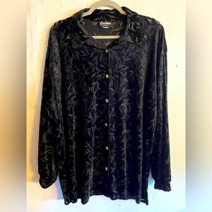 Women’s Velour Opaque Long Sleeve Shirt